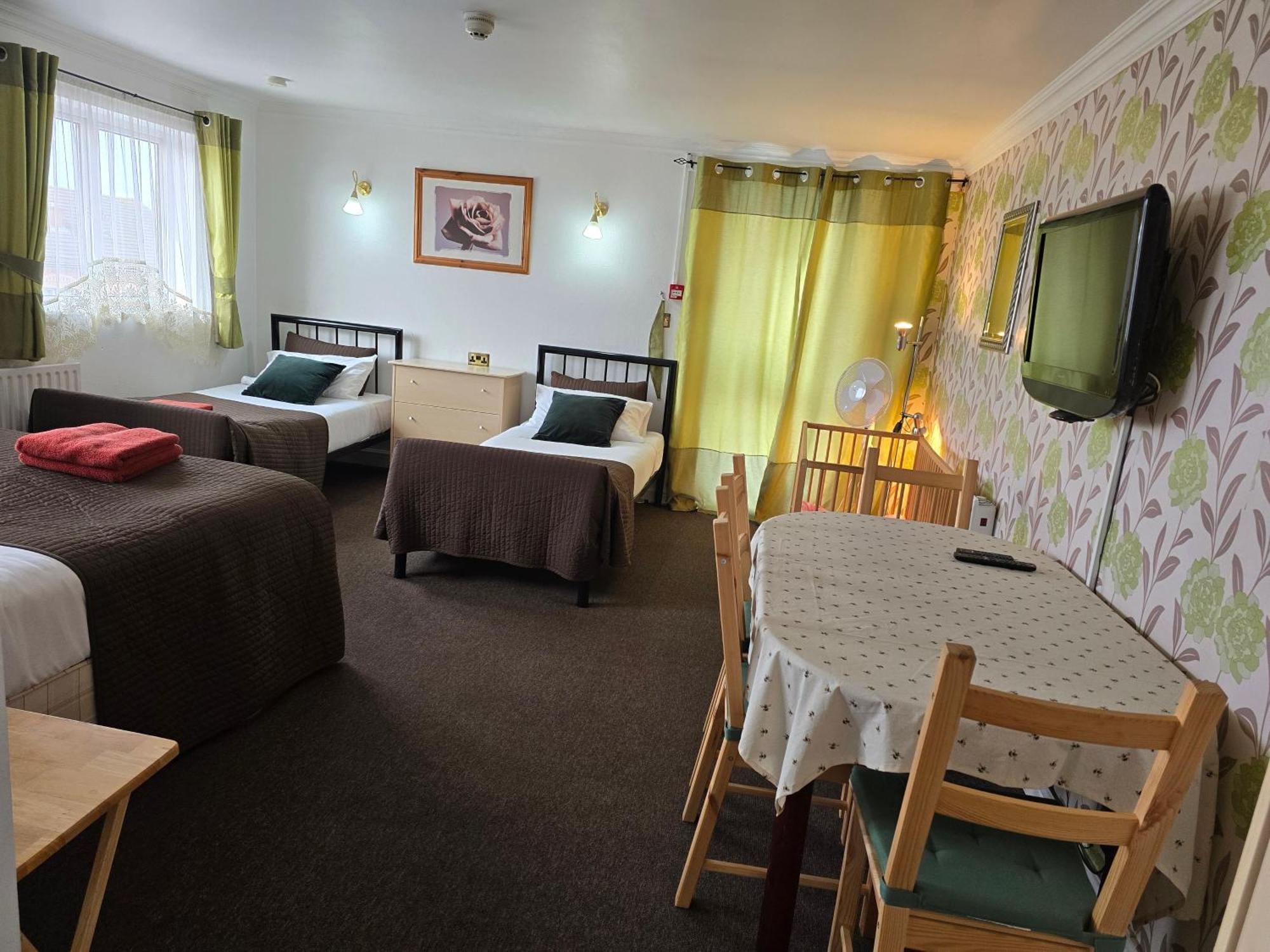The Fairhaven Hotel Beeston  Eksteriør bilde