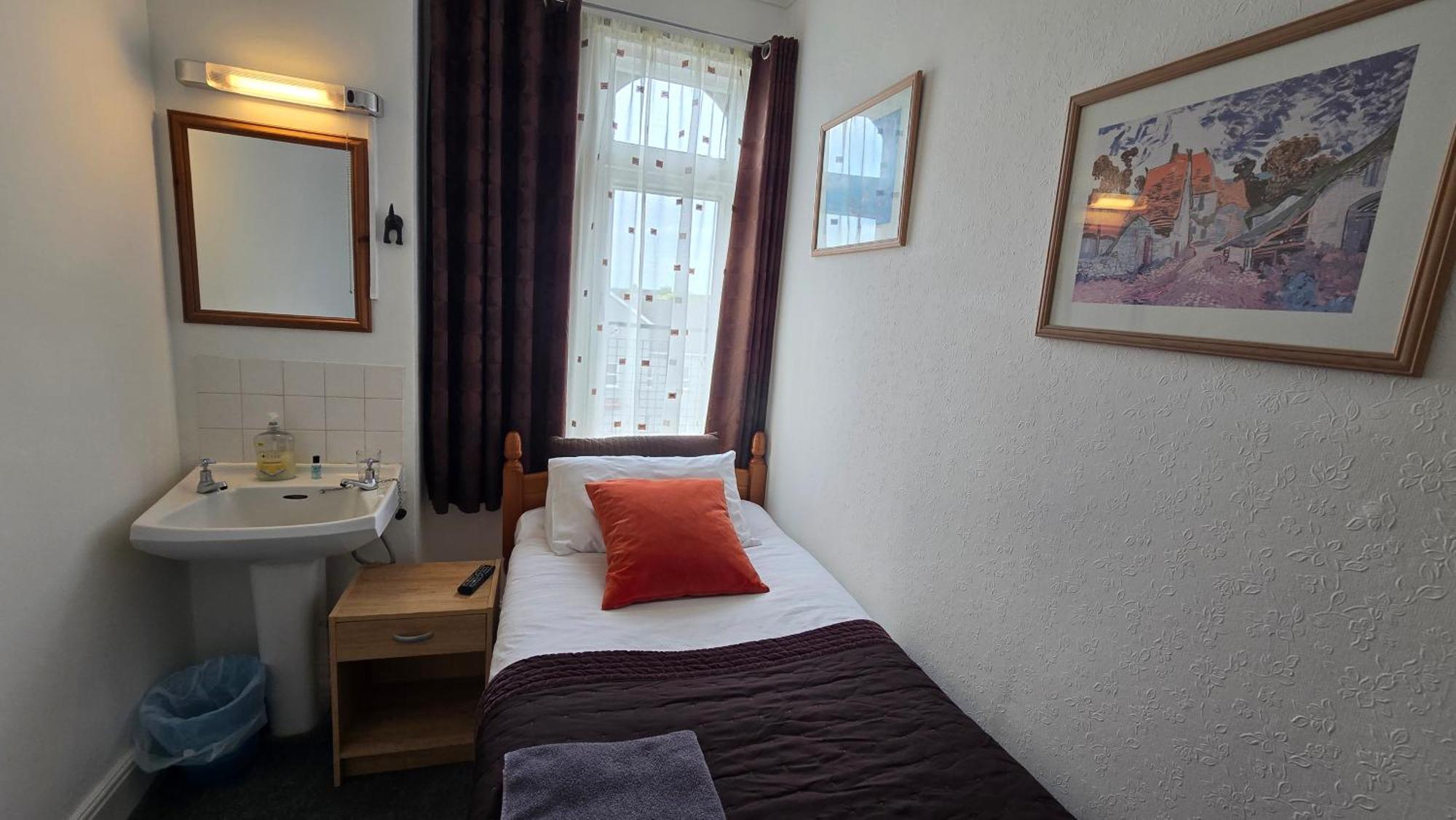 The Fairhaven Hotel Beeston  Eksteriør bilde