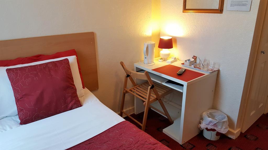 The Fairhaven Hotel Beeston  Eksteriør bilde