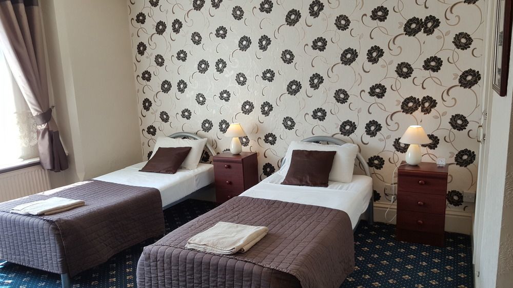 The Fairhaven Hotel Beeston  Eksteriør bilde